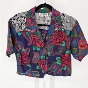 Vtg Jrs Only Sz L short-sleeve button-up blouse w/ paisley and floral pattern